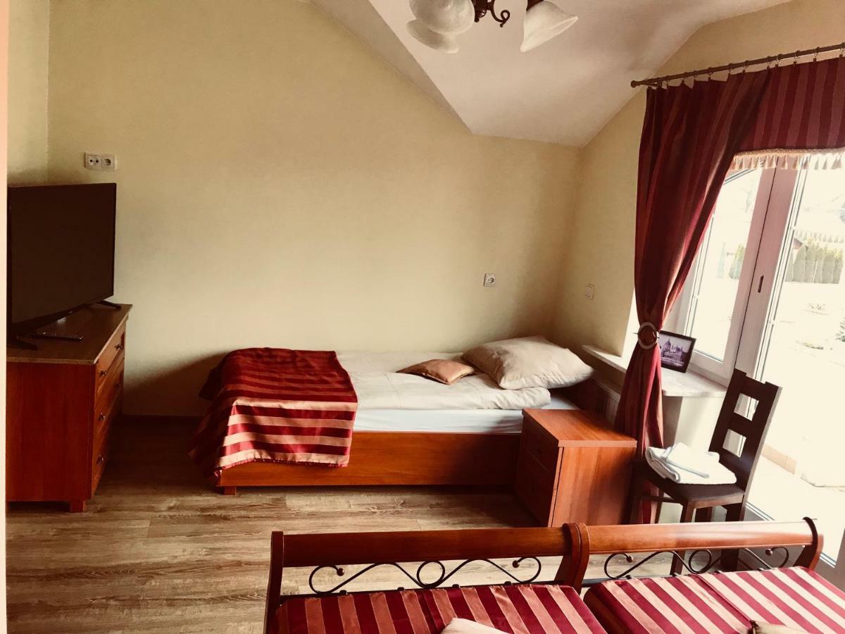 Pensjonat Nad Struga Lejlighed Stryków Eksteriør billede